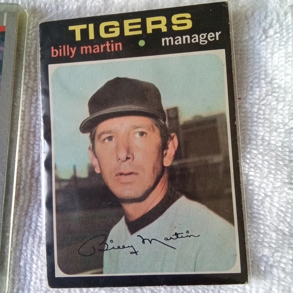 DC SUPERHERO 6 BOOK SET & SPORT CARD SET - Picture 11 of 14